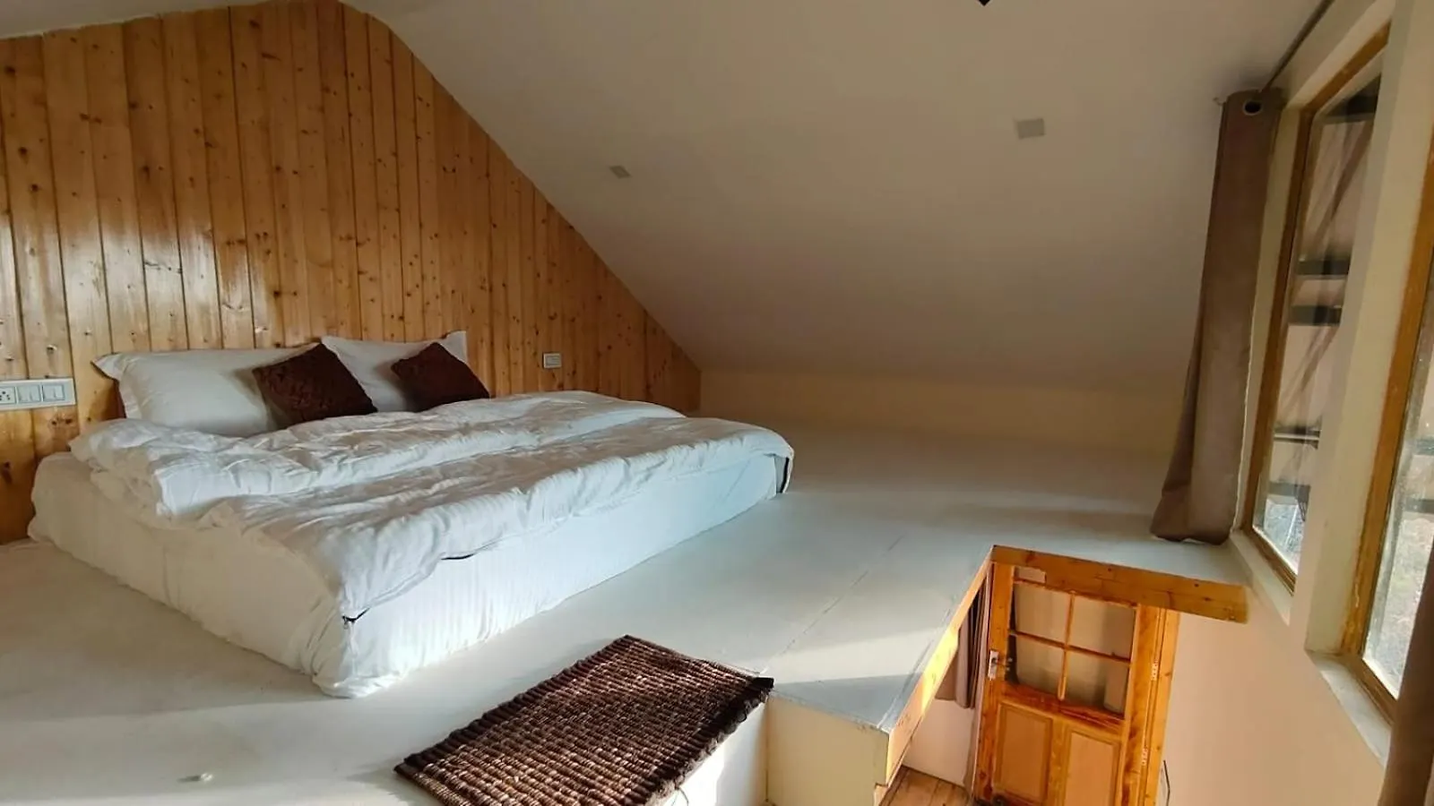 Tree Nest Resort Shimla 0*,  India